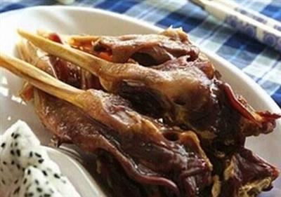 腊鸭头能和豆豉一起吃吗_腊鸭头和豆豉可以一起吃吗/同吃
