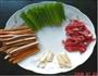 韭菜苔.豆腐干炒肉丝的做法图解1