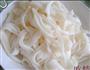 韭菜虾仁炒河粉的做法图解4