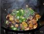 茄子炒肉片的做法图解10