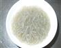 黄豆芽炒粉条的做法图解2