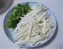 茭白炒肉丝的做法图解2