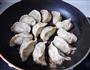韭菜粉丝煎饺的做法图解13