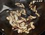 香菇粉丝肉汤的做法图解7