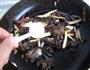 猪血炒豆干的做法图解12