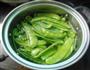 腊肠炒荷兰豆的做法图解4