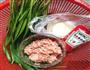 猪肉韭菜锅贴的做法图解1