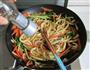 黑椒肉丝炒土豆粉的做法图解10