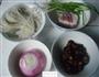 粉丝洋葱肉馅饼的做法图解2