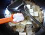 韭菜五花肉烧豆腐的做法图解9