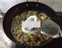 酸菜猪肉粉丝煲的做法图解4