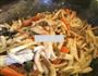 豆腐炒年糕的做法图解7