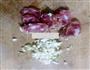 腊肠炒荷兰豆的做法图解3