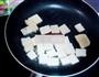 白菜炖豆腐的做法图解3