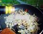 黄豆芽炒肉丝的做法图解5