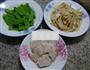 五花肉荷兰豆炒水笋的做法图解1