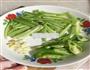 花菜炒肉的做法图解2