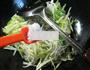尖椒韭菜芽炒绿豆芽的做法图解6