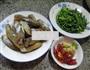 韭菜花炒蛏子的做法图解1