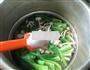 蟹味菇青菜乌鸡汤的做法图解8