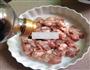 咸鱼蛋黄蒸肉饼的做法图解3