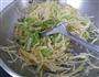 芹菜炒土豆丝的做法图解5