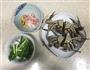 五花肉烧闸蟹的做法图解1