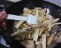 五花肉杏鲍菇炆茄子的做法图解8