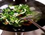咸肉炒青菜的做法图解5