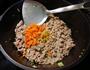 肉末蔬菜粒的做法图解4