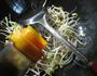 香菇炒黄豆芽的做法图解5
