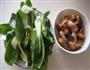 香菇炒油菜的做法图解1