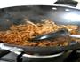 青椒炒肉丝的做法图解5