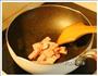 培根炒蚕豆的做法图解3