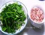 韭菜花炒肉丝的做法图解1