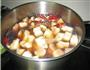 土豆青椒烧坨坨肉的做法图解2