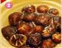 玫瑰腐乳鸡翅烧啤酒香菇面筋的做法图解2