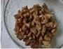 萝卜干豆豉炒肉丁的做法图解2