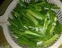 大蒜炒肉片的做法图解1