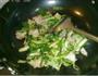 大蒜炒肉片的做法图解5