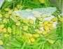白果炒芹菜的做法图解1