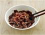 熏干香蒜炒肉丝的做法图解1