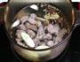 土豆烧牛肉的做法图解3