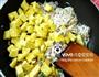 银鱼南瓜盅的做法图解4