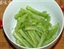 豆豉炒苦瓜的做法图解2