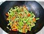 椒香豆角鸡丁的做法图解5