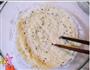 黑芝麻豆渣饼的做法图解2