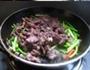 蒜苔黑椒牛肉的做法图解5