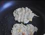 绿豆面土豆饼的做法图解6