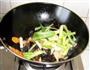 杏鲍菇炒木耳的做法图解4